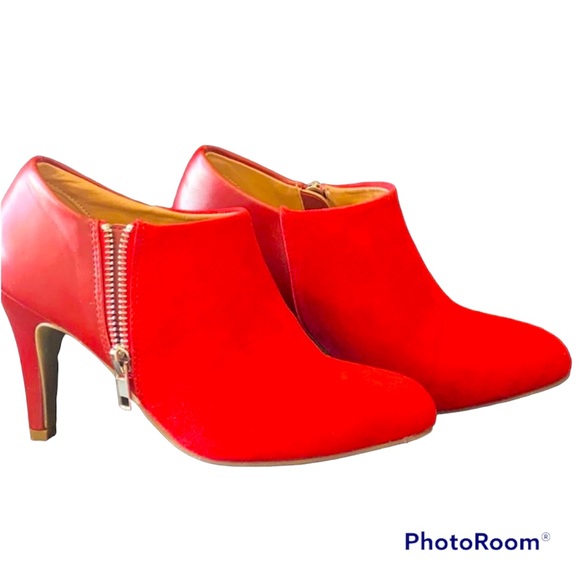 NIB Red vegan suede & leather ankle boots - Picture 1 of 3